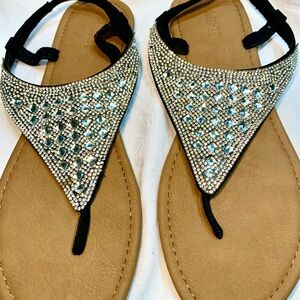Mixit, womens sandal thong, heal strap, crystal beads, flat padded insole, sz 10